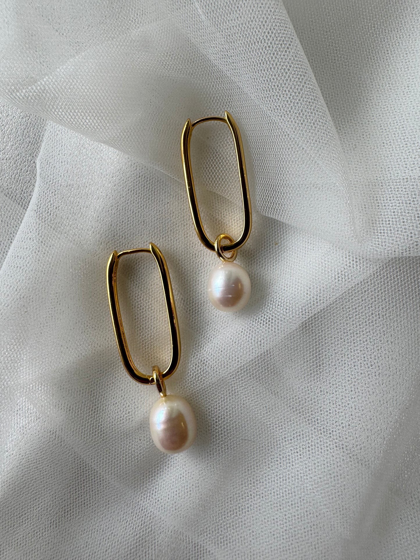 Elongated Paperclip Hoop- Ivory Pearl