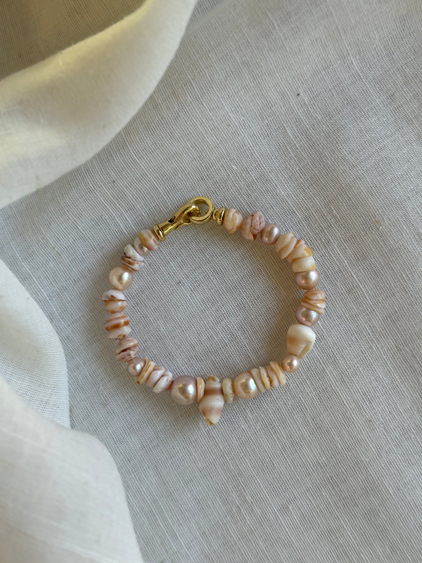 Kahakai Bracelet- Mocha