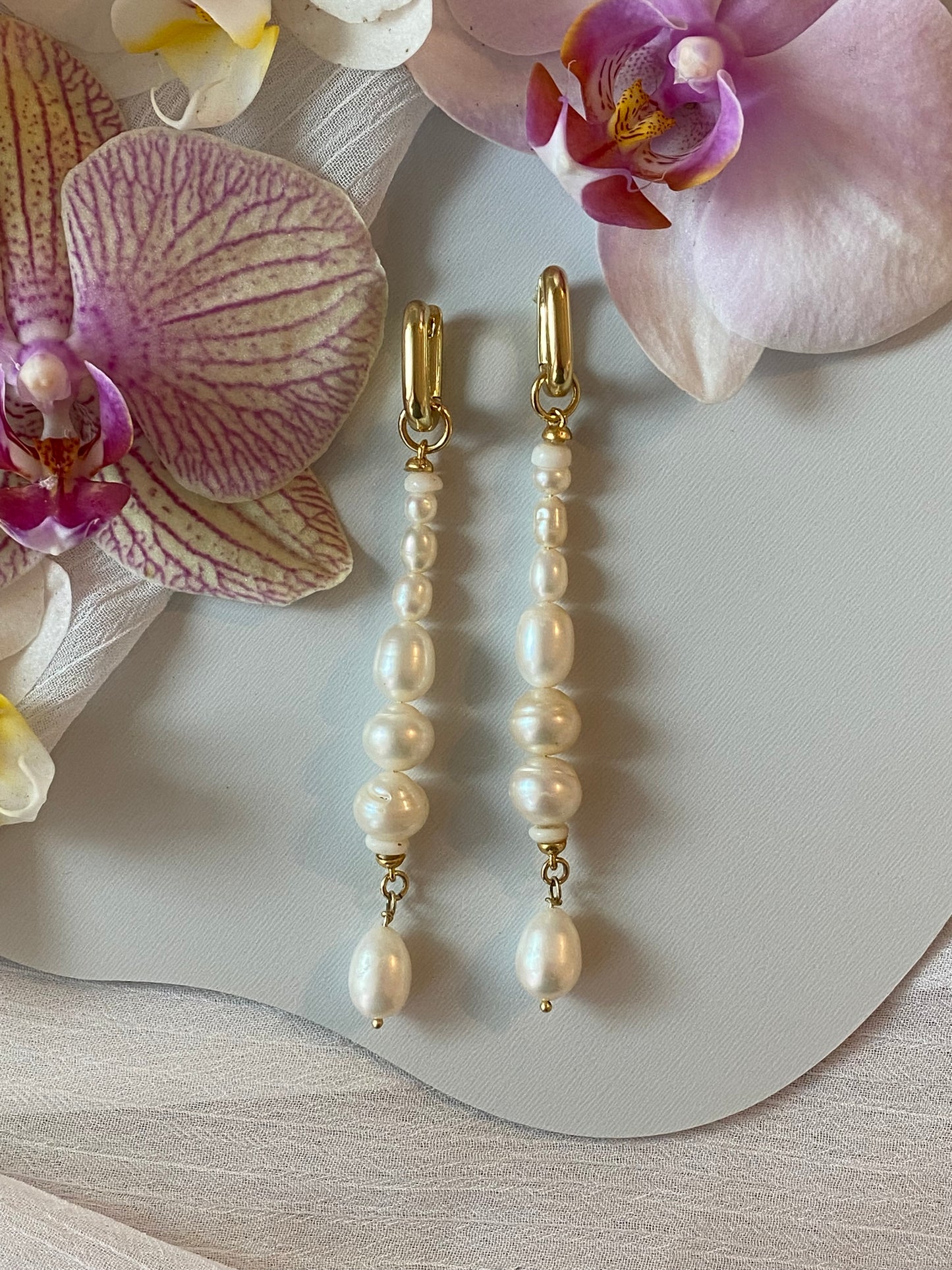 Graduated Pearl Long Drop- Ivory