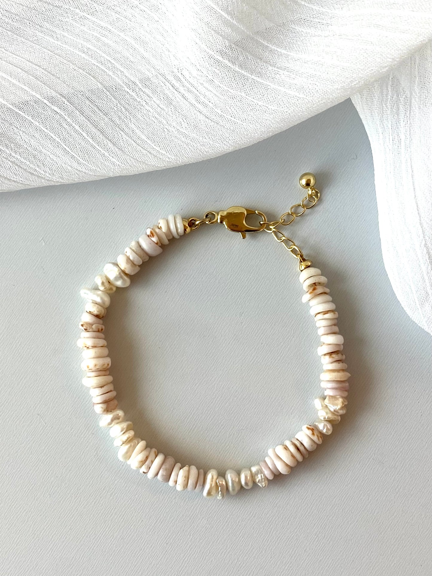 Hapa Bracelet- Pastel Puka Liʻi