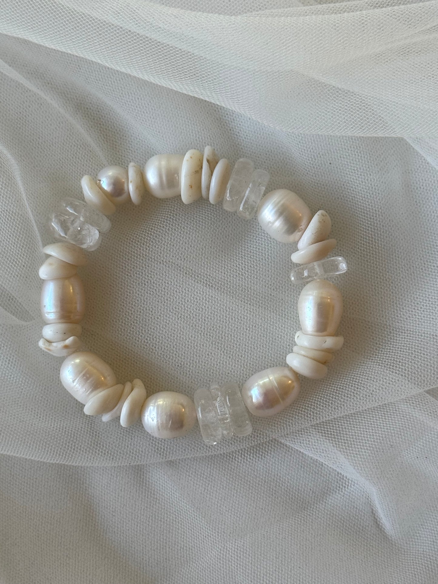 Chunky Puka Bracelet- Quartz